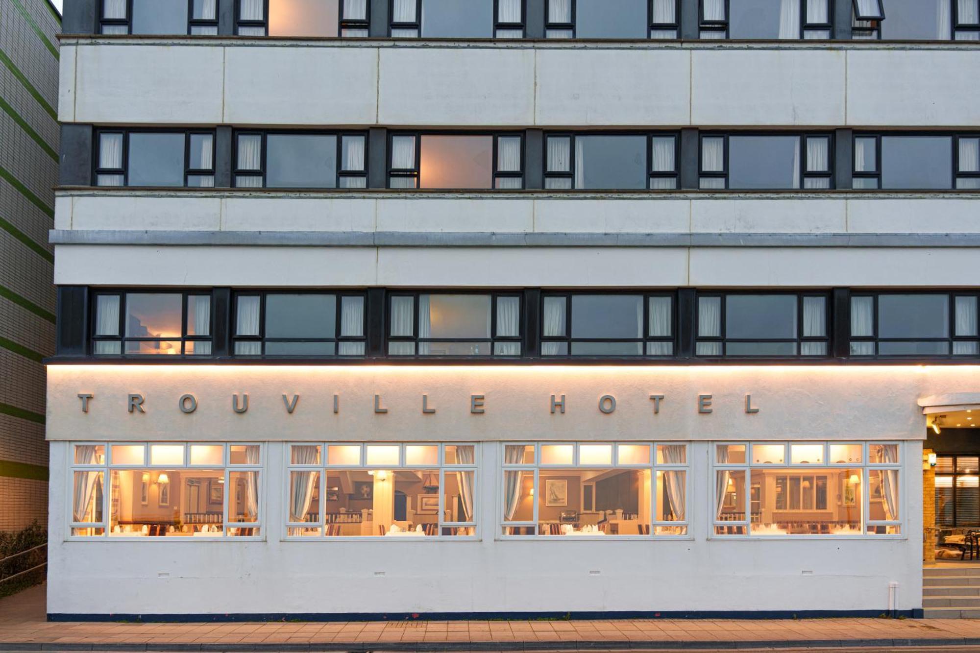 Trouville Hotel By Compass Hospitality Sandown Eksteriør billede