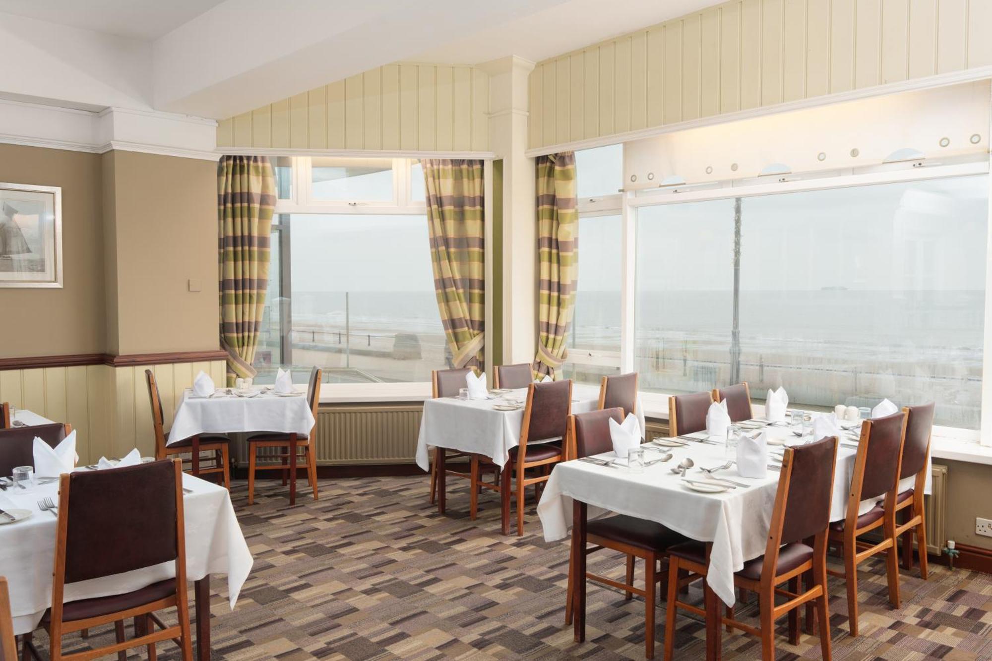 Trouville Hotel By Compass Hospitality Sandown Eksteriør billede