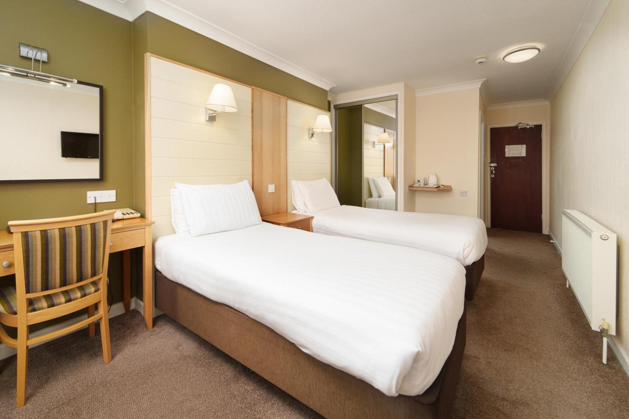 Trouville Hotel By Compass Hospitality Sandown Eksteriør billede