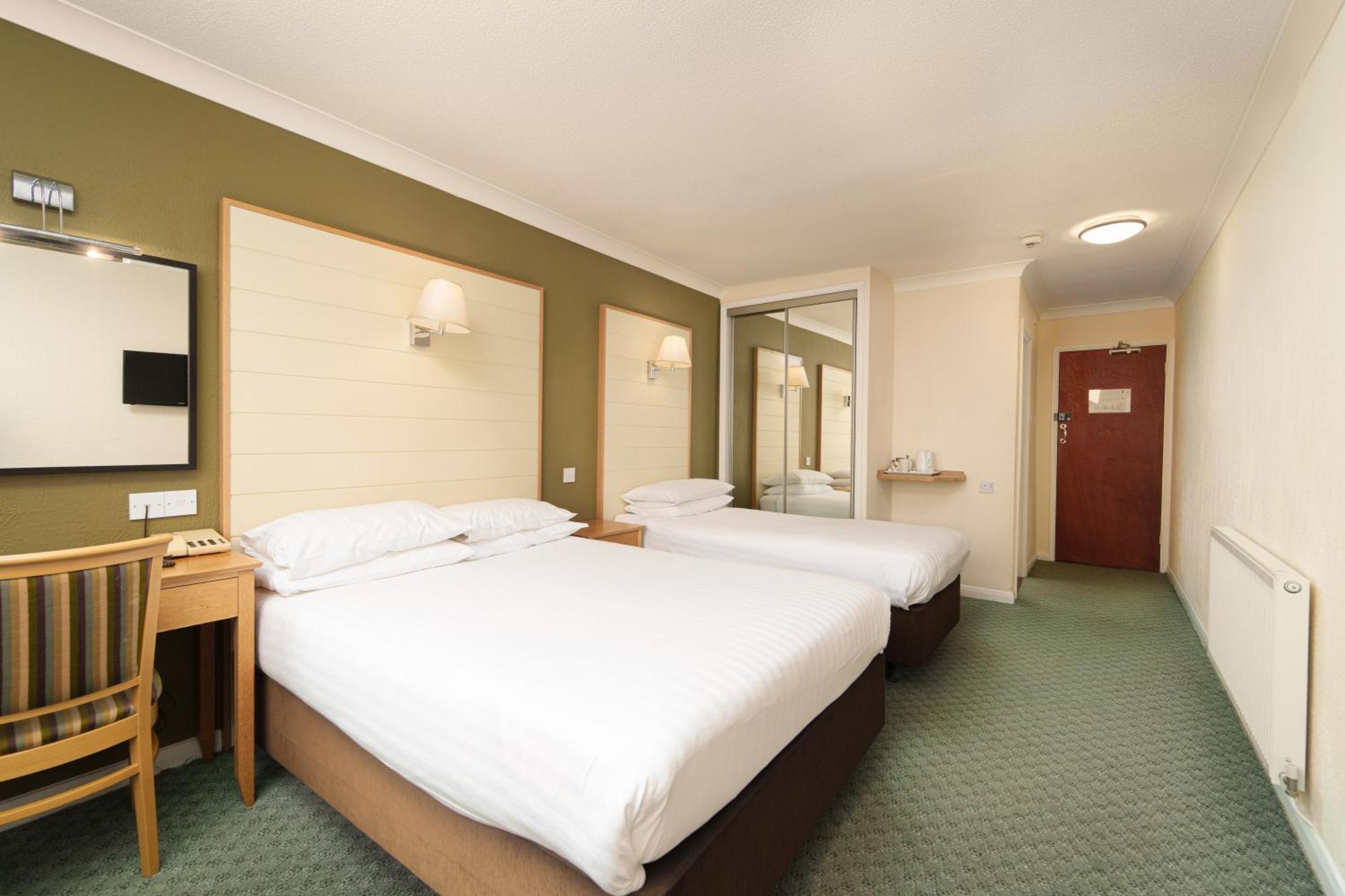 Trouville Hotel By Compass Hospitality Sandown Eksteriør billede