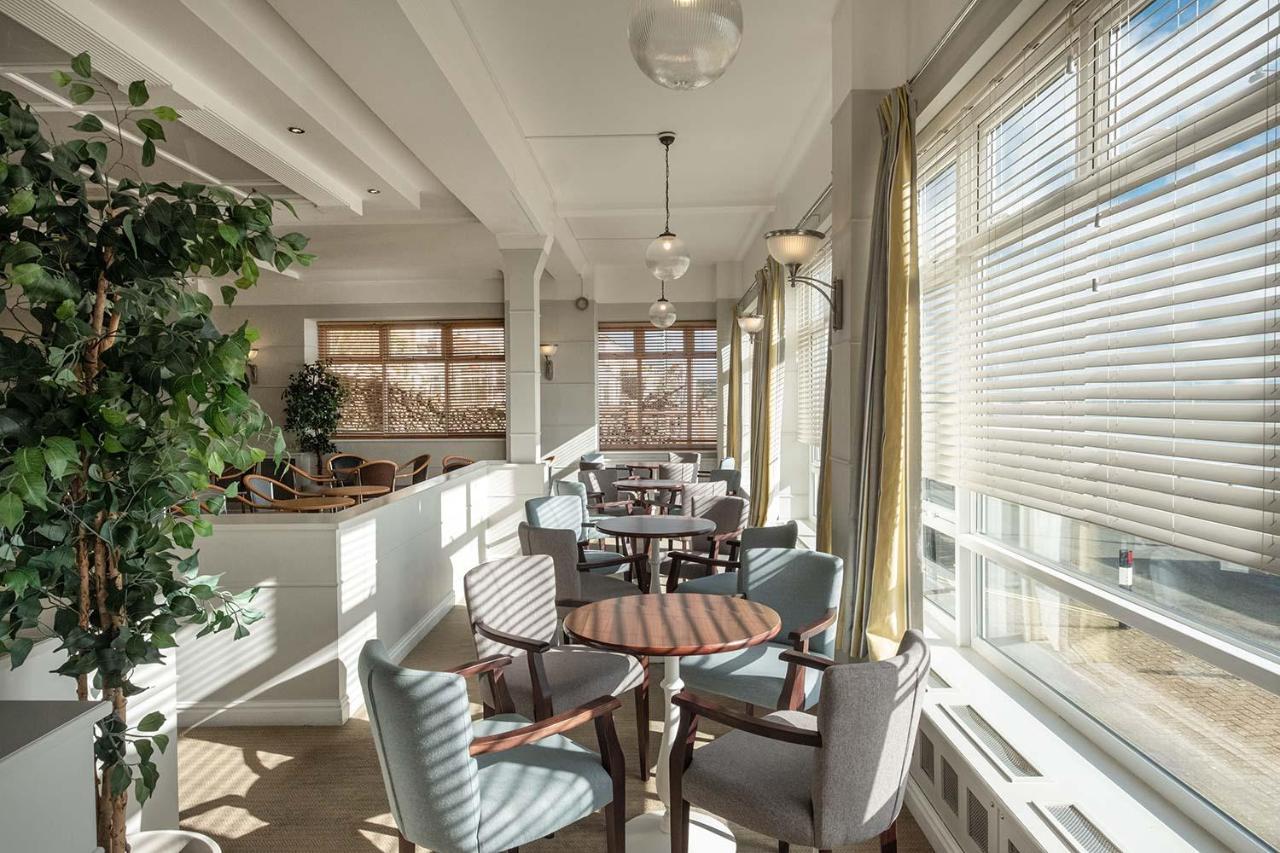 Trouville Hotel By Compass Hospitality Sandown Eksteriør billede