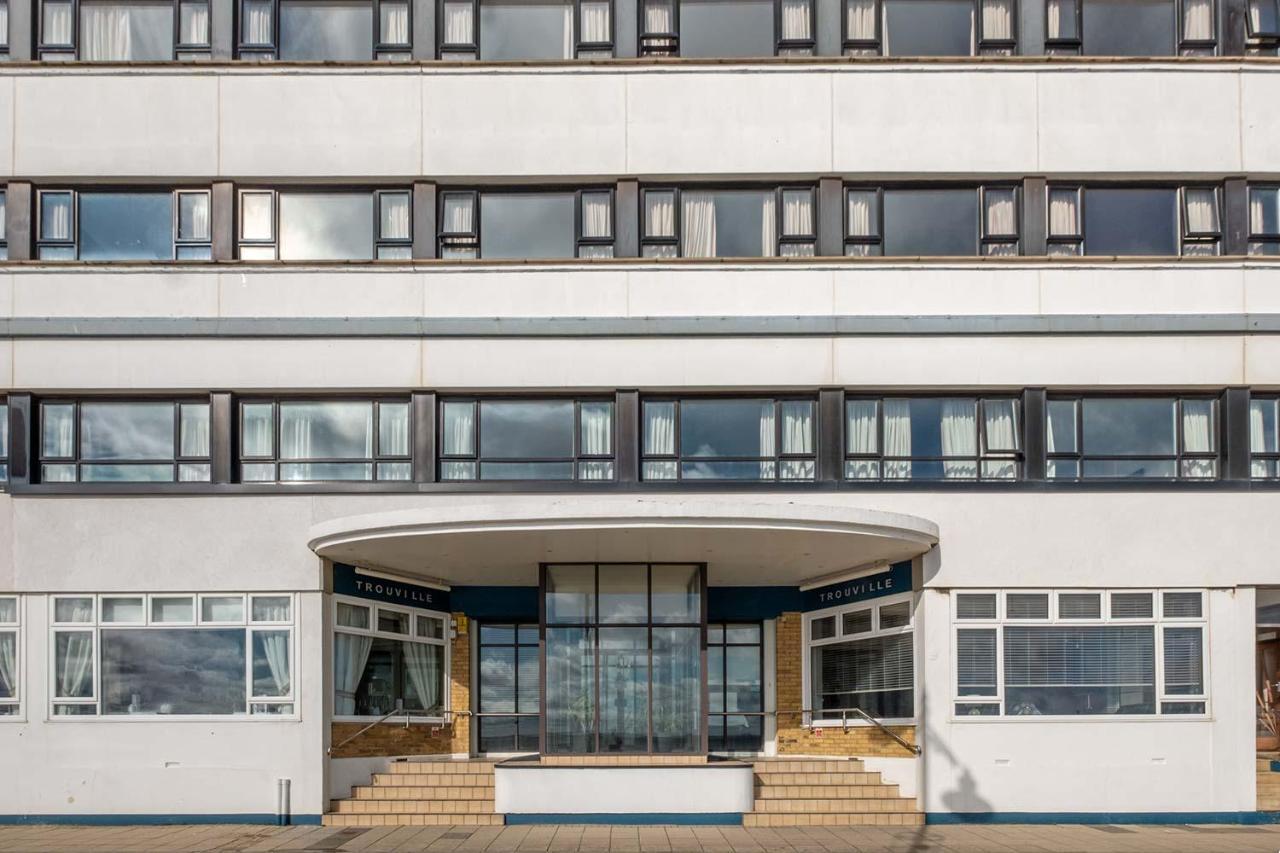Trouville Hotel By Compass Hospitality Sandown Eksteriør billede